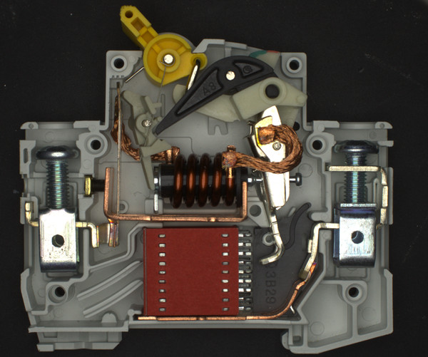 漏電開關(guān)檢測